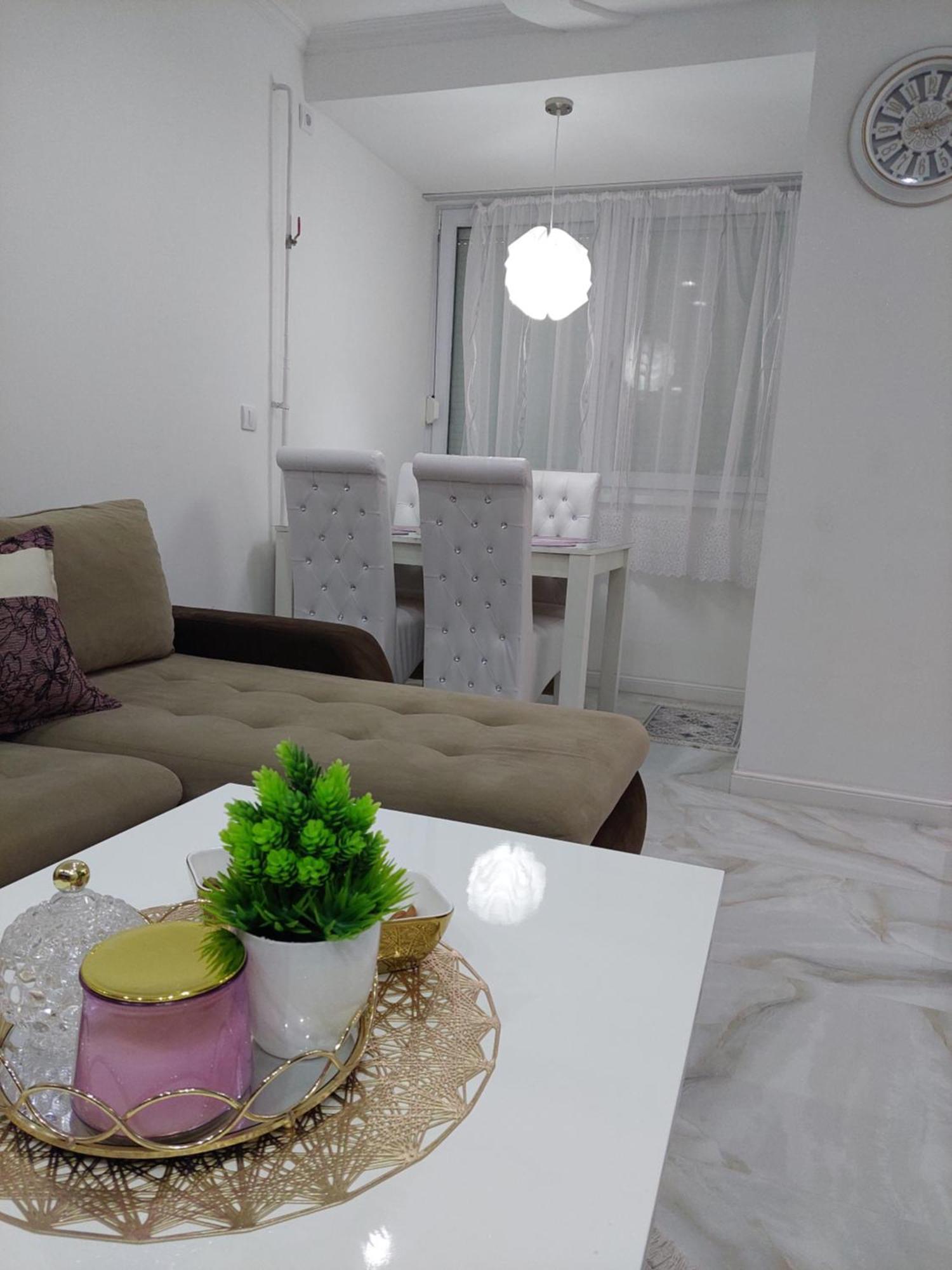 Apartman Star Lux Kula Zewnętrze zdjęcie